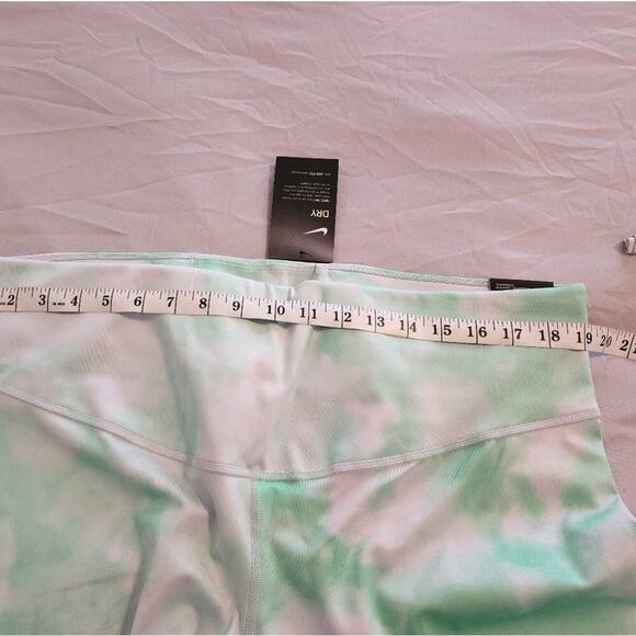 Nike tie dye active athletic workout leggings plus size‎ 2X new! - Picture 7 of 12
